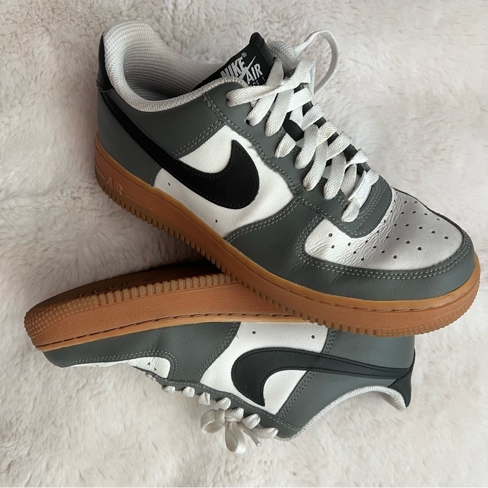 Nike AF1 - Air Force 1 *RARE COLOR* - Picture 5 of 9